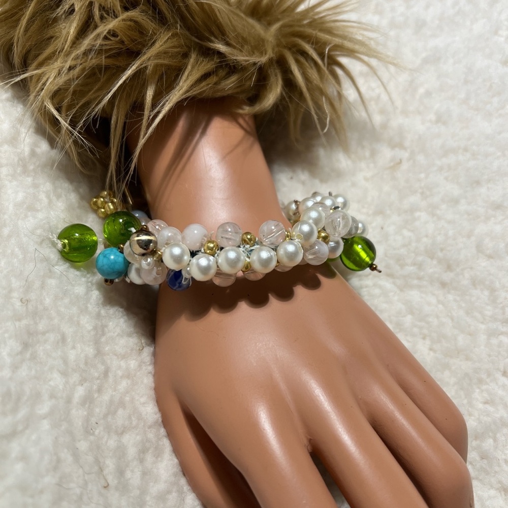 Bracelet mixed  gemstone wire